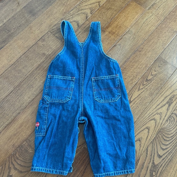 Vintage Oshkosh jean overalls - Picture 4 of 9